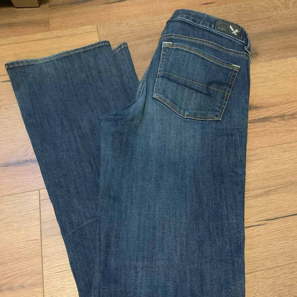 American Eagle Women’s Jean - Picture 2 of 3